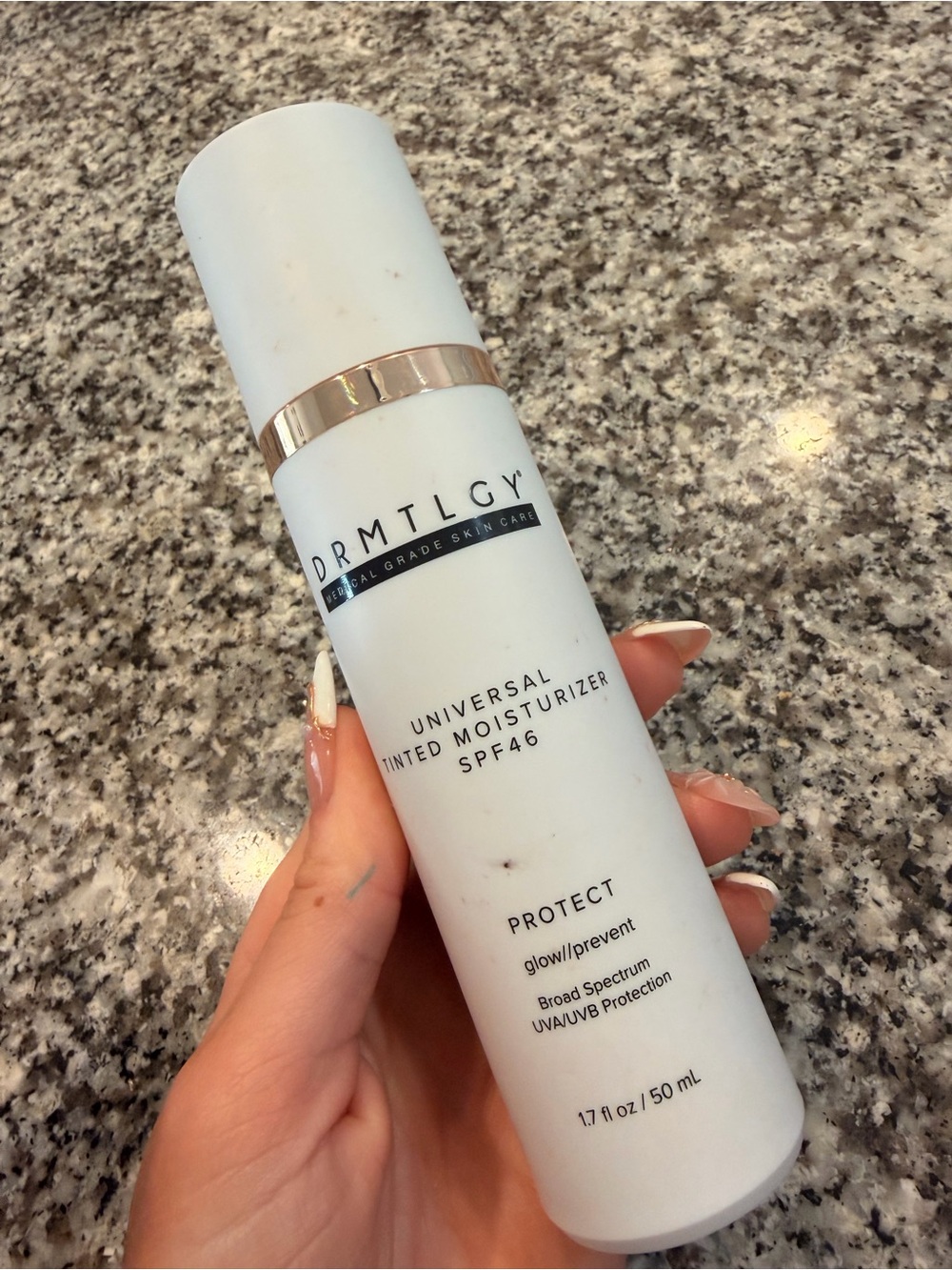 DRMTLGY Protect Universal Tinted Moisturizer SPF46 – Light/Beige